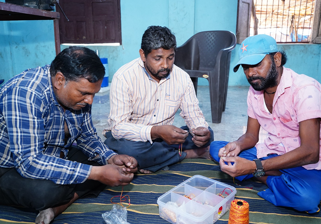 rakhi-making-img